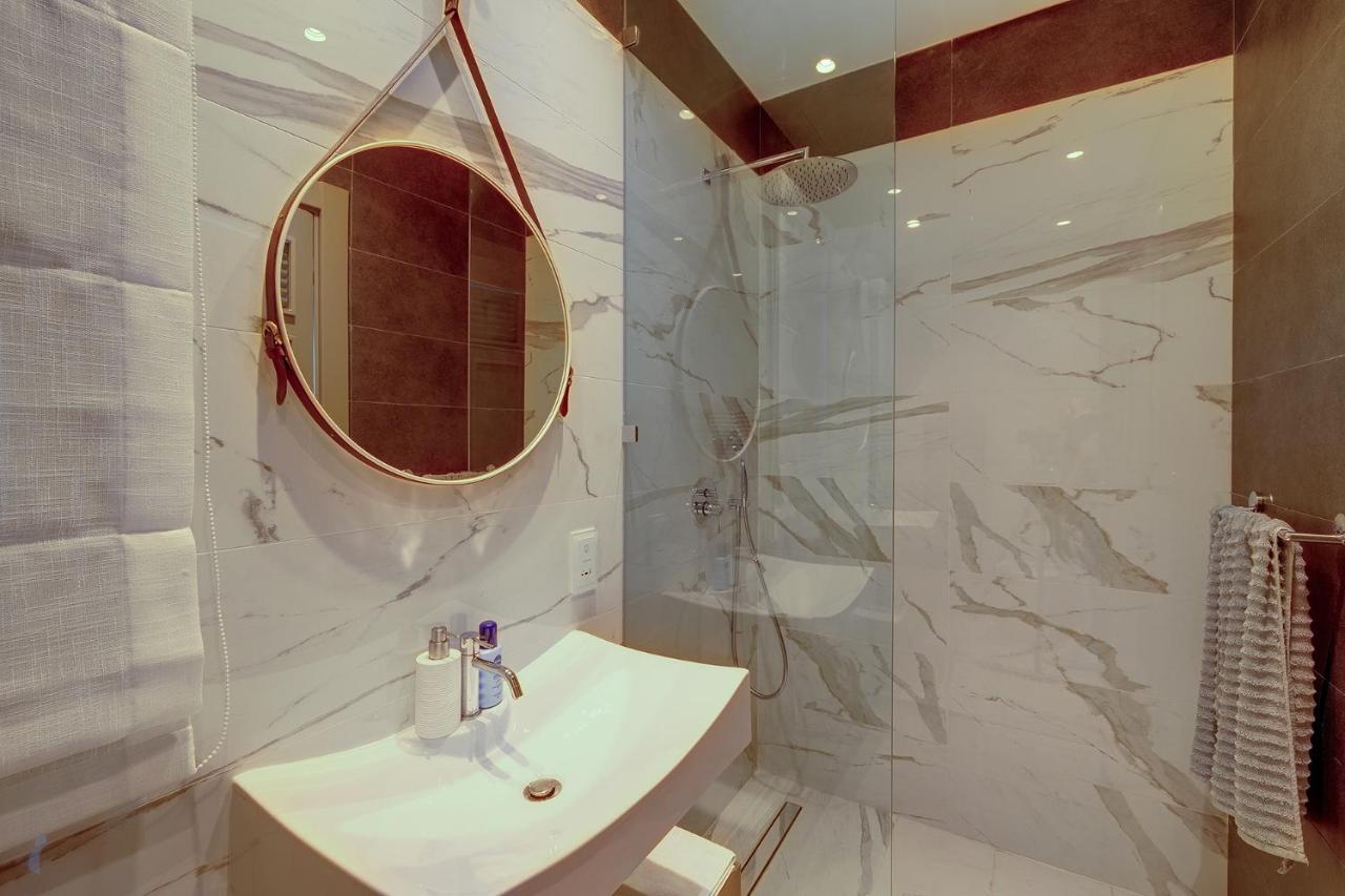 Super Luxury Apartment In Tigne Point, Amazing Sea Views สลีมา ภายนอก รูปภาพ